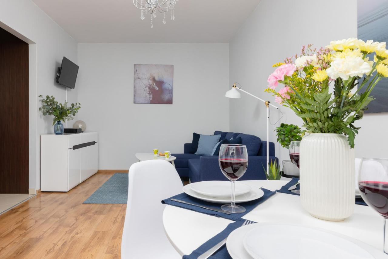 Warsaw Bemowo Apartment With Balcony By Noclegi Renters Dış mekan fotoğraf