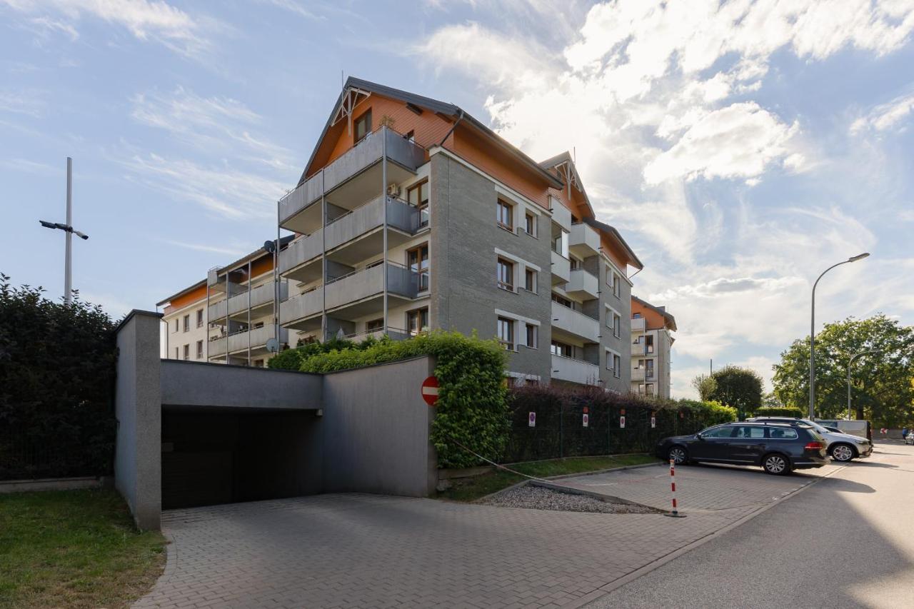 Warsaw Bemowo Apartment With Balcony By Noclegi Renters Dış mekan fotoğraf