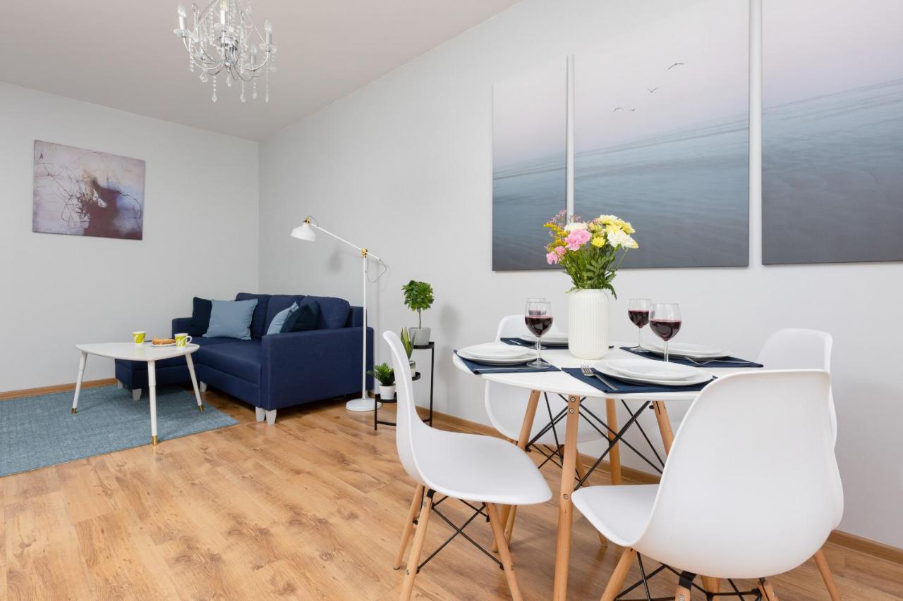 Warsaw Bemowo Apartment With Balcony By Noclegi Renters Dış mekan fotoğraf
