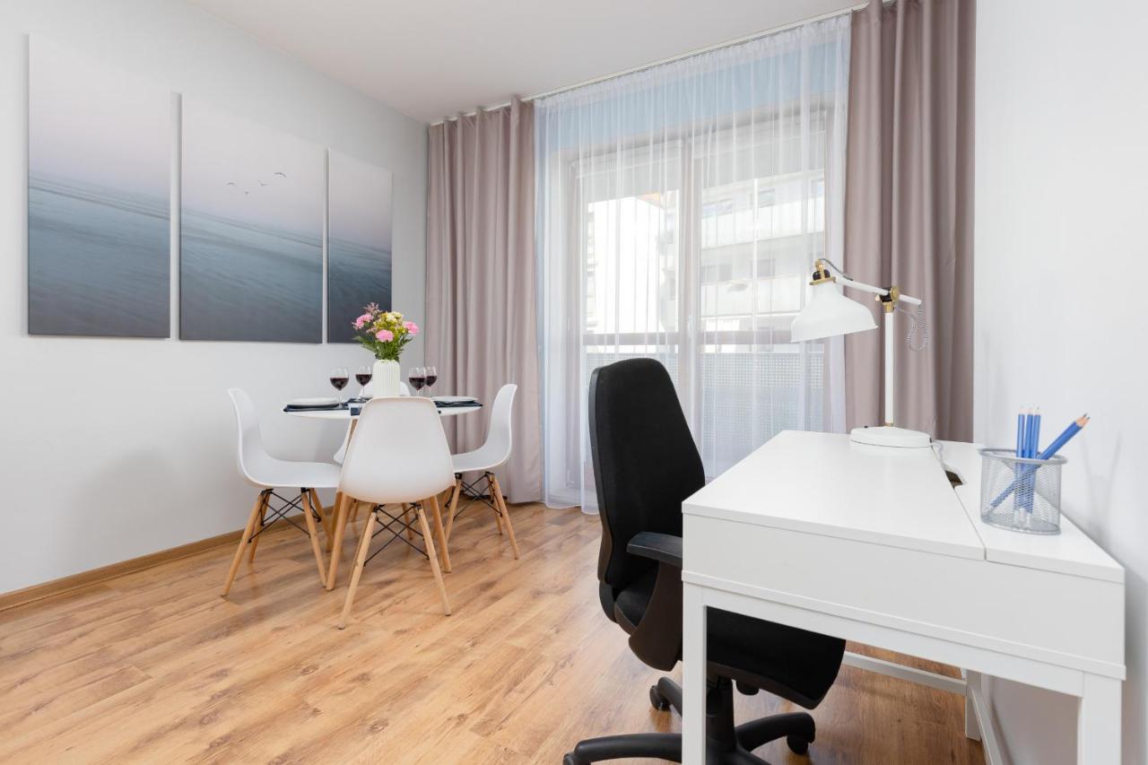 Warsaw Bemowo Apartment With Balcony By Noclegi Renters Dış mekan fotoğraf